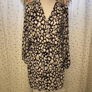 41Hawthorn mock wrap dress with pockets